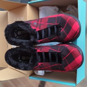 BZees Buffalo plaid casuals
